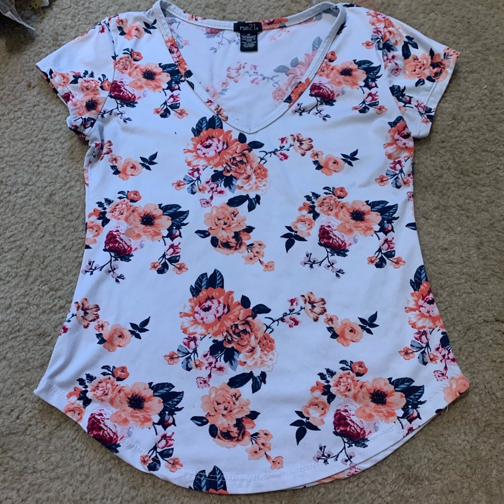 White Floral Top -Rue 21